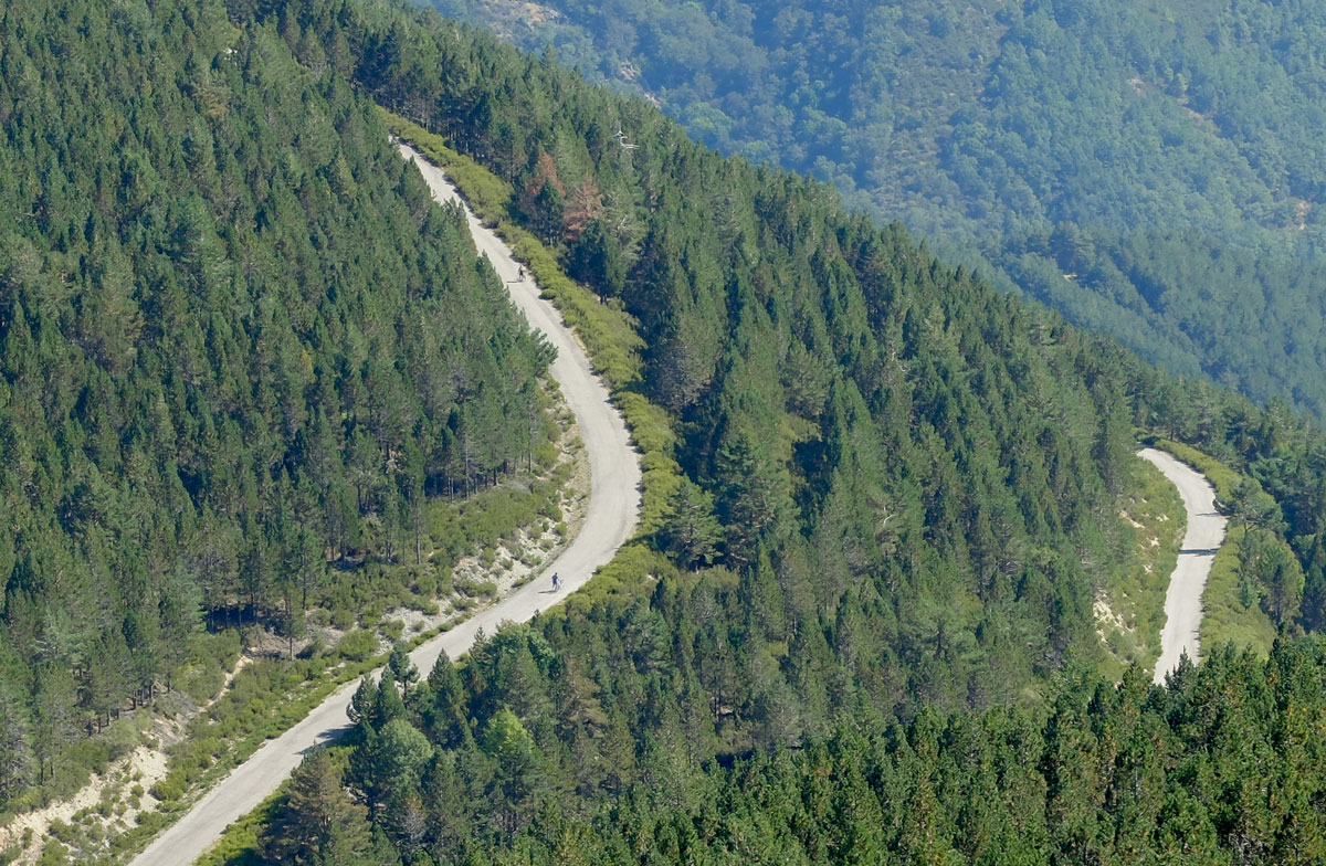 Cruz-de-la-Demanda-Steep-Ramps-Zoom