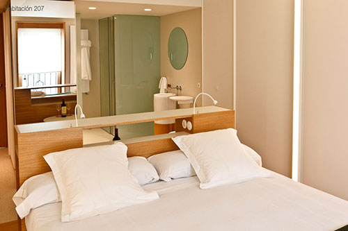 Hotel-Echaurren-room-3